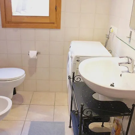 Vista Piscina Дом отдыха Перледо
